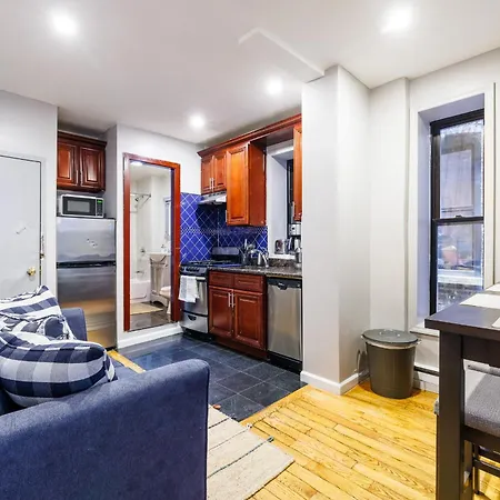 Discover The Comfort Of Columbia University Properties-2